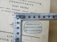 - (Gymnasium Fridericianum in Schwerin), Stempel: Name, Ortsangabe; 'Gymnasium Fridericianum in Schwerin'. 