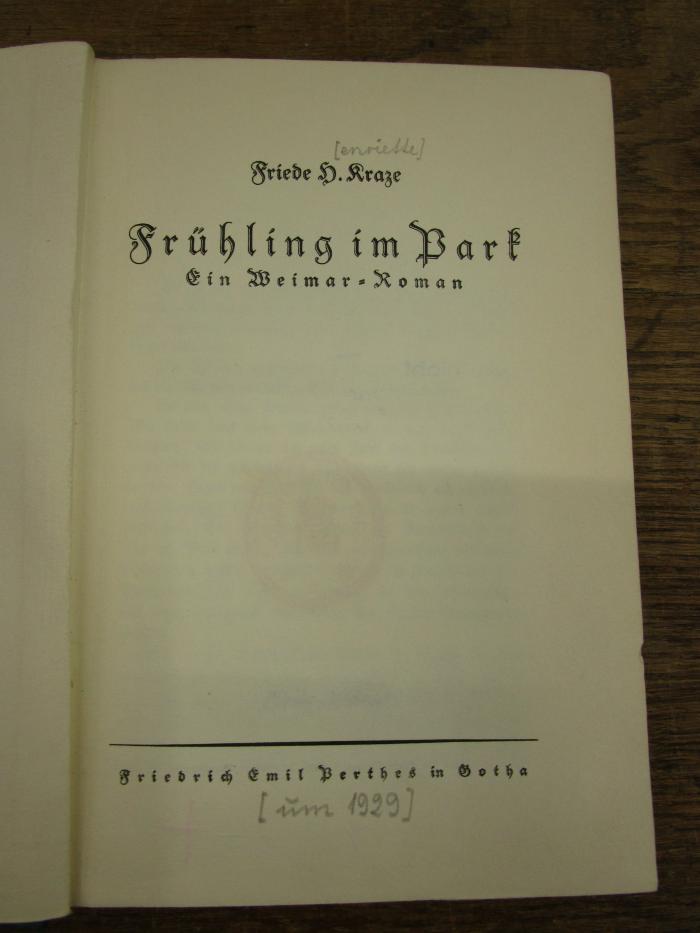 Cm 8344: Frühling im Park : Ein Weimar-Roman (um 1929)
