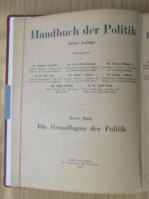 3 C 292&lt;3&gt;-1 : Handbuch der Politik. Bd. 1: Die Grundlagen der Politik (1920)