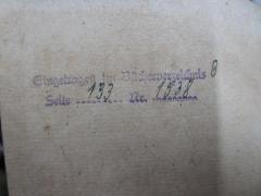 - (Reichsstelle für Sippenforschung (Berlin)), Von Hand: Inventar-/ Zugangsnummer, Exemplarnummer; 'B
133
1538'.  (Prototyp)