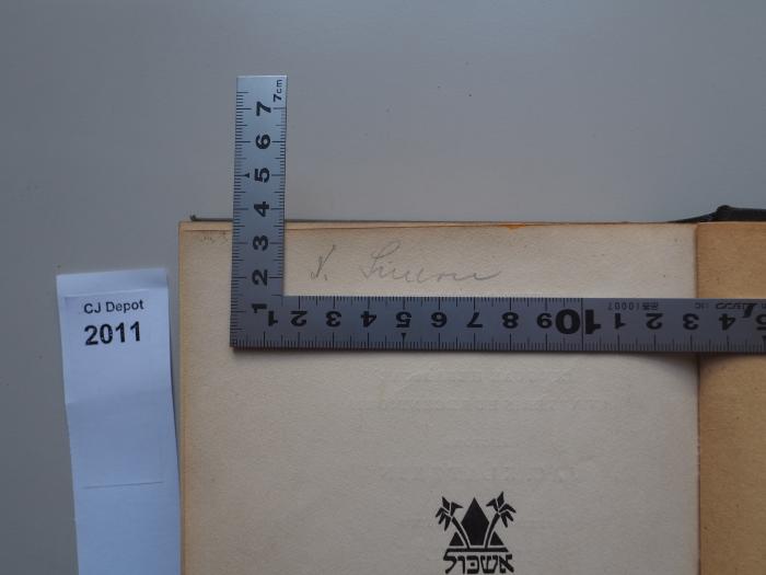 - (Simon, L.), Von Hand: Autogramm, Name; 'L. Simon'. 