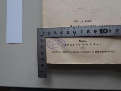 - (Germer, Hermann), Stempel: Name, Ortsangabe; 'Hermann Germer
Hamburg
Ise-Strasse 78'. 