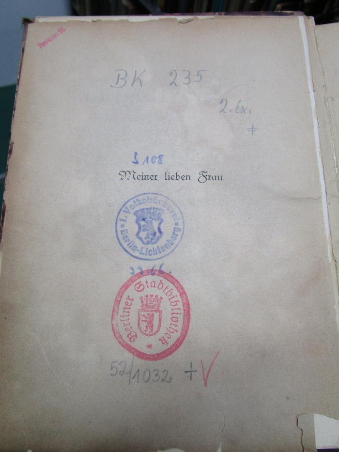 Bk 235 2. Ex.: Der Fläming : Ein Buch von Land und Leuten (1932);- (Volksbücherei (Berlin-Lichtenberg)), Von Hand: Signatur; 'S 108'. ;- (Volksbücherei (Berlin-Lichtenberg)), Von Hand: Inventar-/ Zugangsnummer; '33.66.'. 