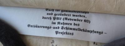  .ספר אבודרהם
[= Buch Abudarham.] (5544 (1784));- (Preservation Academy (Leipzig)), Etikett: Notiz, Datum; 'Buch ist gammabestrahlt und gesäubert worden, durch PAL (November 03) im Rahmen des Entsäuerungs- und Schimmelbekämpfungs-Projektes'. 