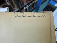- (Netmann, Willy), Von Hand: Autogramm, Name, Ortsangabe; '[Willy Netmann]
Lichtenstein / Sa.'. 