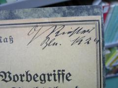 - (Richter, G.), Von Hand: Autogramm, Name, Ortsangabe, Datum; 'G Richter Bln. 1924'. 